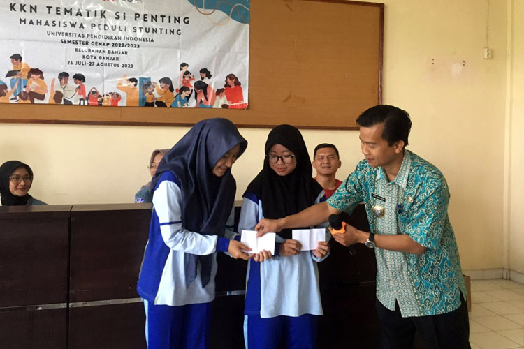 Mahasiswa UPI Peduli Stunting, Gandeng LPPM Sosialisasi di SMAN 3 Kota Banjar