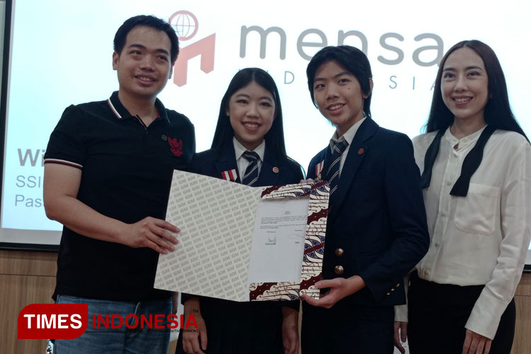 Juara Olimpiade Internasional Diangkat Jadi Friends of Mensa