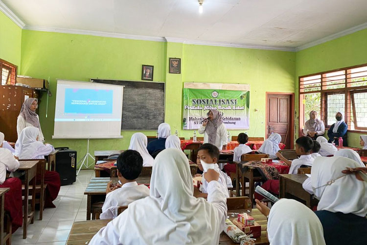 Begini Cara STIKes Husada Jombang Edukasi Anak Tentang Kesehatan Reproduksi