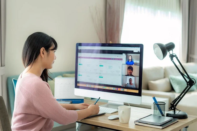 Ilustrasi Imbauan WFH (Foto: Shutterstock)