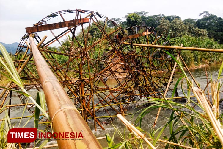 kincir-air-tradisional-2.jpg