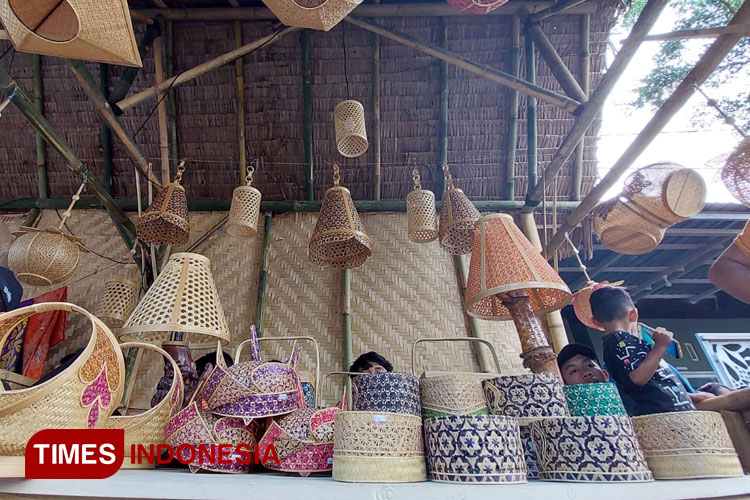 Berkah Gintangan Bamboo Festival: Pemuda Kreatif Banyuwangi Banjir Cuan