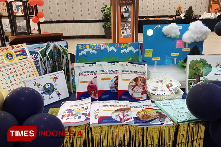 UMM Sajikan Pameran Karya Literasi di Acara Program INOVASI