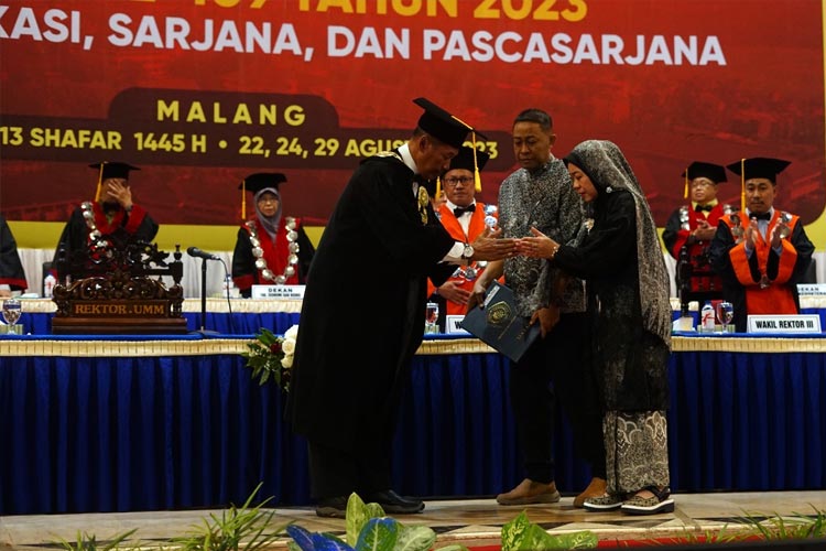 Meninggal Jelang Wisuda, UMM Kembalikan Biaya Kuliah Ke Orangtua