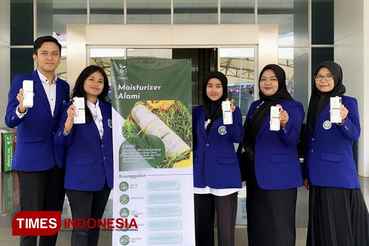 Mahasiswa UM Ciptakan Moisturizerdari Ekstrak Daun Binahong