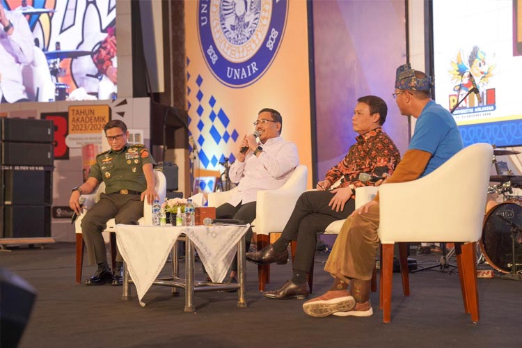 Anwar Sadad Nyalakan Semangat Maba Unair, Dorong Kemampuan Kolaboratif