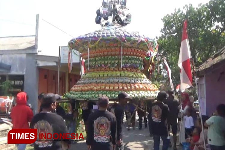 Sedekah-desa-2.jpg
