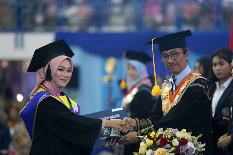 Wisuda Ke-61 Polinema, 581 Orang Berpredikat Cumlaude, Beberapa Sudah Diterima Kerja