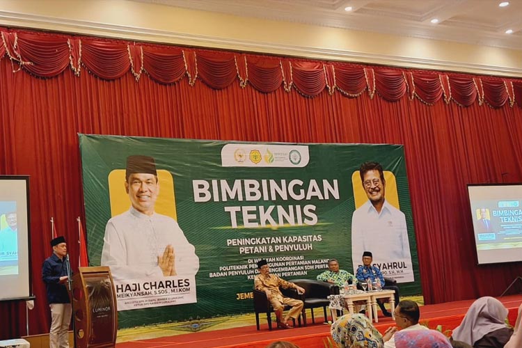 Bimtek Peningkatan Kapasitas Petani dan Penyuluh di Kabupaten Jember yang digelar Polbangtan Malang dan Komisi IV DPR RI, Senin (28/8/2023). (Foto: Polbangtan Malang for TIMES Indonesia)