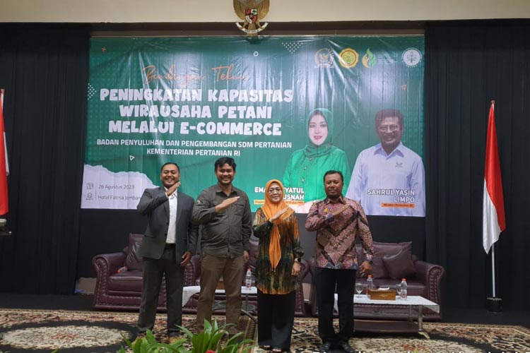 Pemberdayaan Petani dan Penyuluh dengan Pendekatan Go Digital Go Global