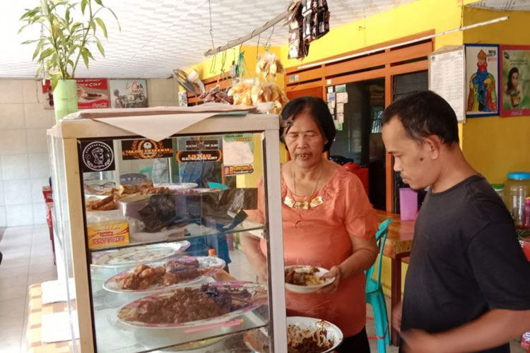 SMK Brantas Karangkates Gandeng Warga Sekitar Awasi Siswa