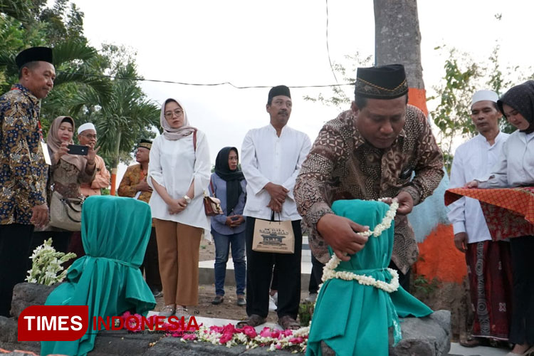 Napak-Tilas-Budaya-Kasepuhan-Pekuncen-B.jpg
