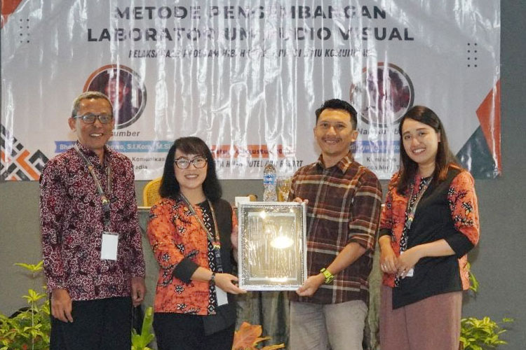 FISIP UNMER Malang Gelar Lokakarya Pengembangan Laboratorium Audio Visual