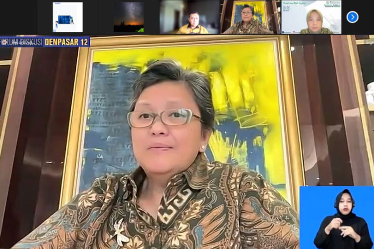 Wakil Ketua MPR RI, Lestari Moerdijat pada diskusi daring bertema Mitigasi Kenaikan Kasus ISPA yang digelar Forum Diskusi Denpasar 12, Rabu (30/8). (foto: dok MPR RI)