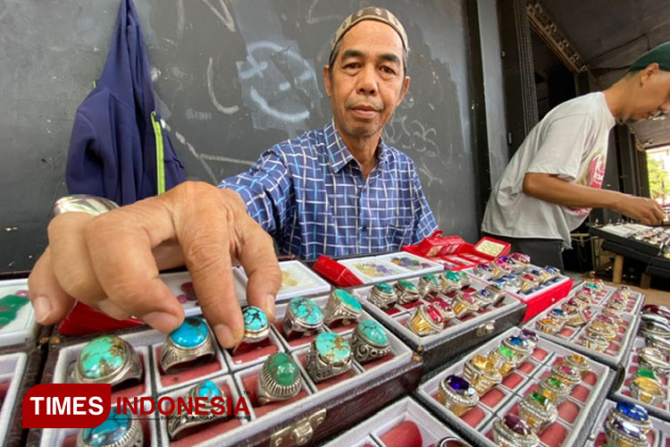 Penjual Batu Akik di Malang Pernah Jual Koleksinya Seharga Rp70 Juta