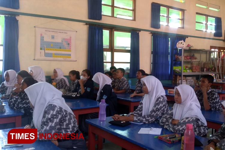 SMP-Negeri-1-malang-2.jpg