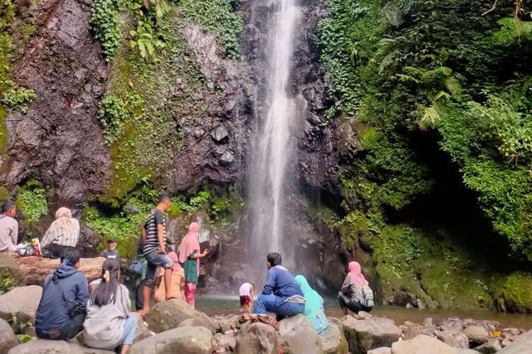 Air Terjun Kakek Bodo yang ada di Prigen, Kabupaten Pasuruan. (,foto: istimewa)