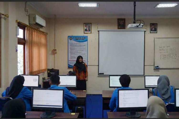 Pusat Pengembangan Bahasa Unipma Madiun Gelar Ujian TOEFL-Like 1.299 Mahasiswa