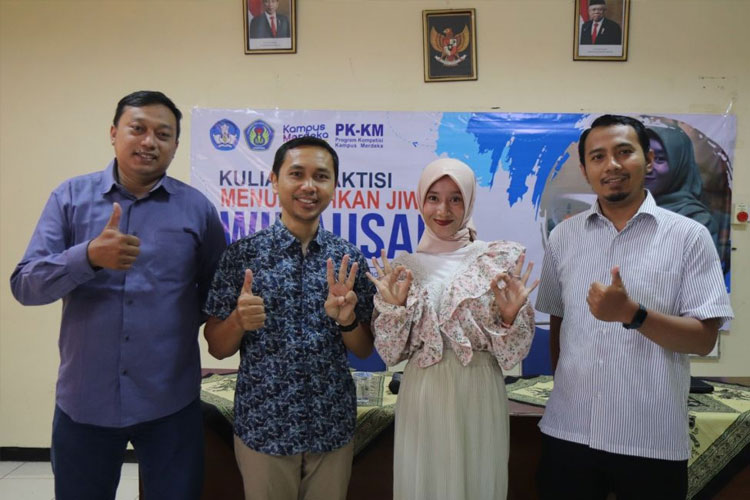 PKKM Prodi Pendidikan Matematika UNIPMA Madiun Tumbuhkan Jiwa Entrepreneurship Mahasiswa dengan Kuliah Umum Kewirausahaan