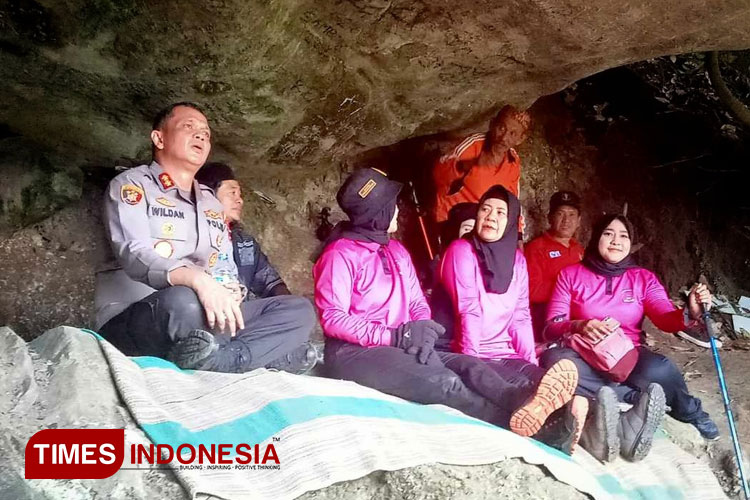 Polwan-Polres-Pacitan-1.jpg