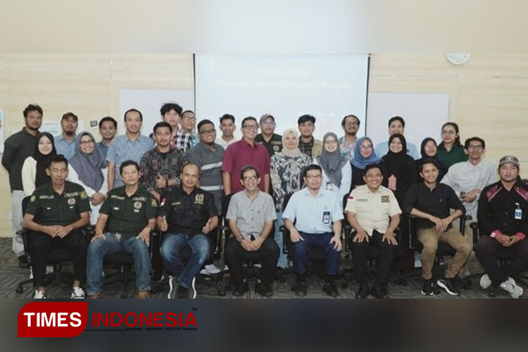 Seluruh peserta UKW berfoto bersama usai digelar UKW bersama Badak LNG dan PWI Bontang (Foto: PWI Bontang For TIMES Indonesia) 