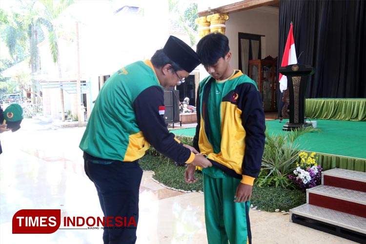 Ahmad-Muhdlor-Ali-2.jpg