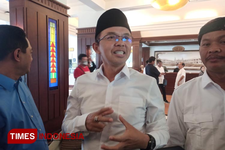 Wakil Sekretaris Dewan Syuro DPP PKB, KH. Maman Imanulhaq di Hotel Majapahit Surabaya, Sabtu (2/9/2023).(Foto : Lely Yuana/TIMES Indonesia)