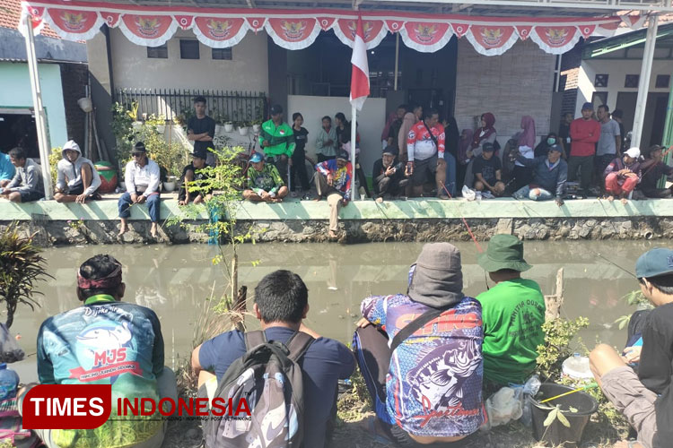 Pemuda Mustika Tebel Timur Gedangan Sidoarjo Gelar Lomba Memancing HUT ke-78 RI