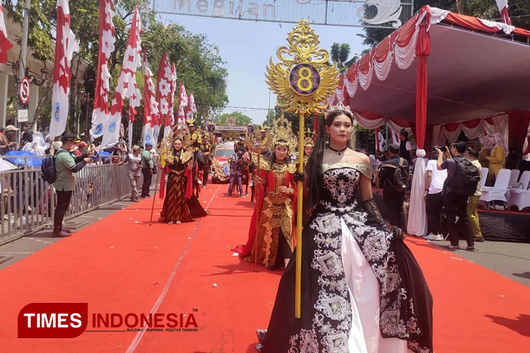 Megkarnaval Lamongan, Momen Tanamkan Nilai Budaya Dan Nasional - TIMES ...