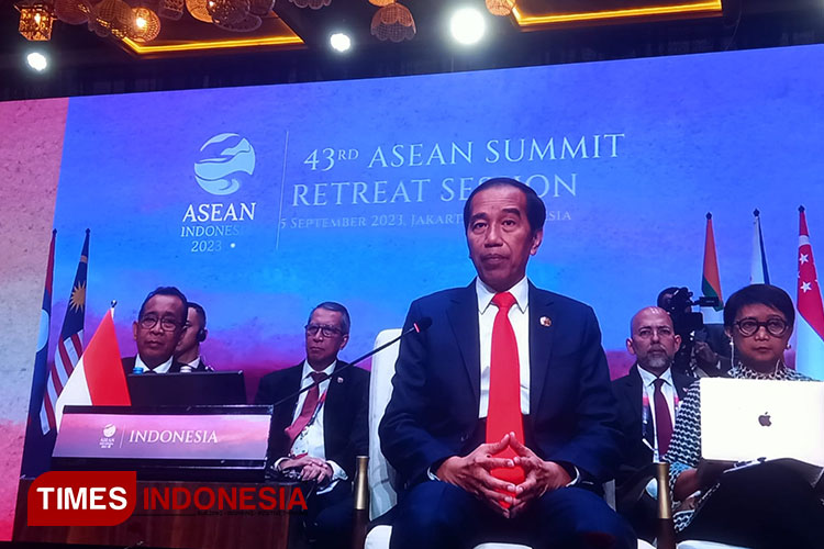 Jokowi-ASEAN-2.jpg
