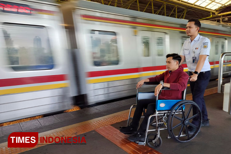 Ilustrasi penumpang disabilitas. (FOTO: dok. KAI for TIMES Indonesia) 