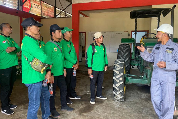 Tingkatkan SDM Pertanian, Dinas Pertanian Bondowoso Gelar Field Trip ke Polbangtan Malang