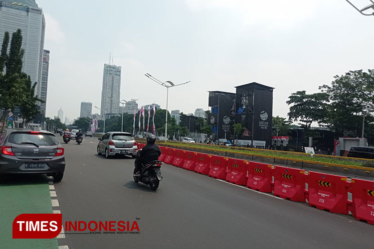 Ilustrasi Jl Sudirman Jakarta. (FOTO: Fahmi/TIMES Indonesia) 