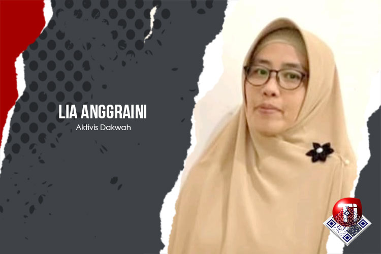 Lia Anggraini, S.T, Aktivis Dakwah.