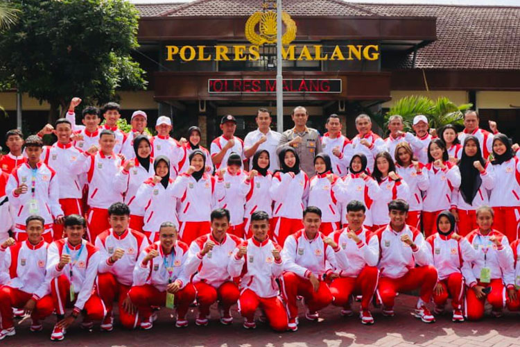Kapolres Malang Berangkatkan 43 Atlet PBVSI yang Berlaga di Porprov Jatim