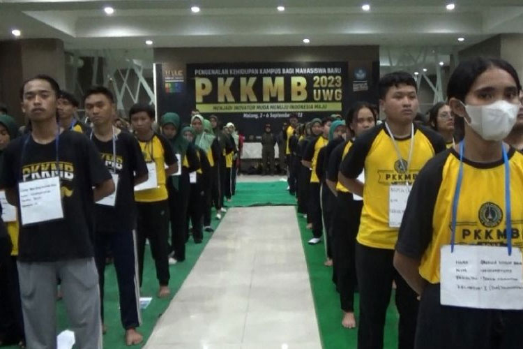 Penutupan-PKKMB.jpg