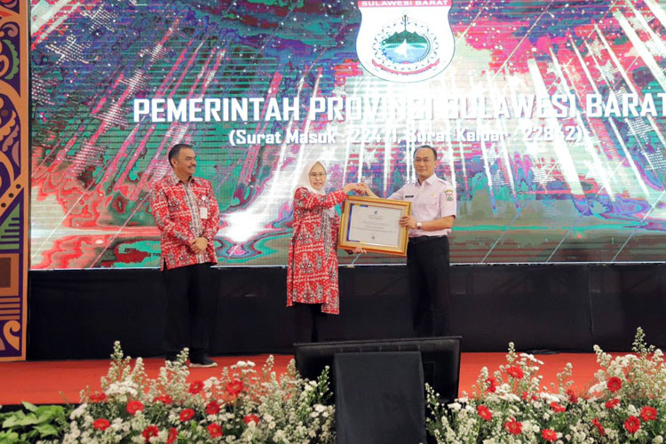 Tiga Bulan Prof Zudan Jadi PJ Gubernur Sulbar, Pemprov Sulbar Terima Tiga Penghargaan