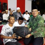 Difabel Menerima CSR Laptop PT Bentoel dan Beasiswa dari Uniga Malang
