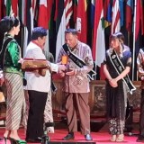 Dosen UB Dianugerahi Penghargaan Insan Prestasi Pancasila 2023