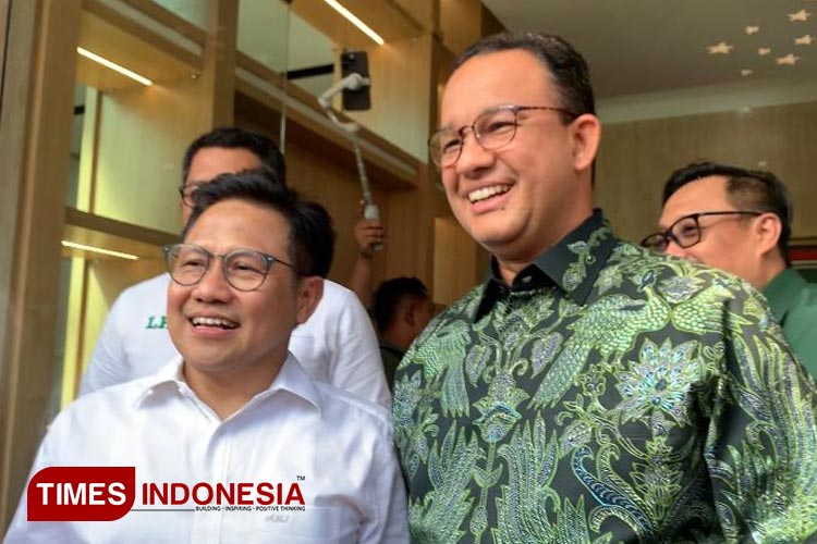 Bacapres Anies Baswedan disambut Bacawapres Muhaimin Iskandar ketika tiba di DPP Partai Kebangkitan Bangsa (PKB), Cikini, Jakarta Pusat, Senin (11/9/2023), (FOTO: Farid Abdullah Lubis/ TIMES Indonesia)