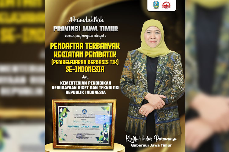 Jatim menerima penghargaan sebagai provinsi dengan pendaftar terbanyak dalam Gebyar Pembelajaran Berbasik TIK (pembaTIK) Se-Indonesia dari lKemendikbudristek RI, Selasa (12/9/2023).(Dok.Humas Pemprov Jatim)