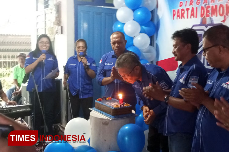 Perayaan Hari Ulang Tahun (HUT) ke-22 Partai Demokrat di Provinsi Maluku berlangsung meriah dan dalam kesederhanaan, Selasa (12/9/2023). (Foto: Ade Chandra Lattan/TIMES Indonesia)