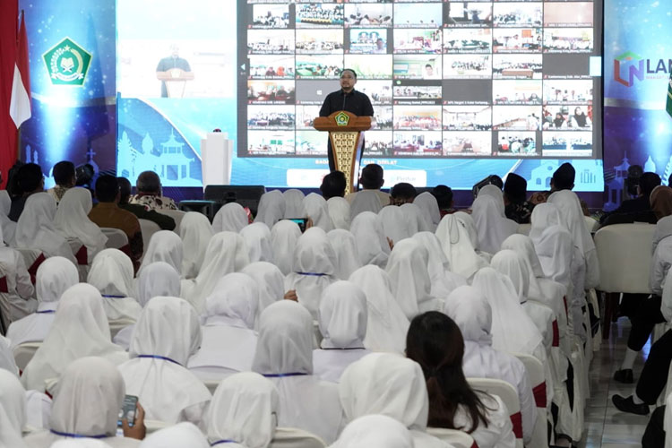 Menag RI Minta ASN PPPK Tunjukkan Totalitas dalam Kerja