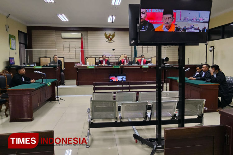 Sidang pembacaan vonis terdakwa penyalahgunaan bantuan traktor di Pengadilan Tindak Pidana Korupsi (FOTO: Puji Triasmoro for TIMES Indonesia)