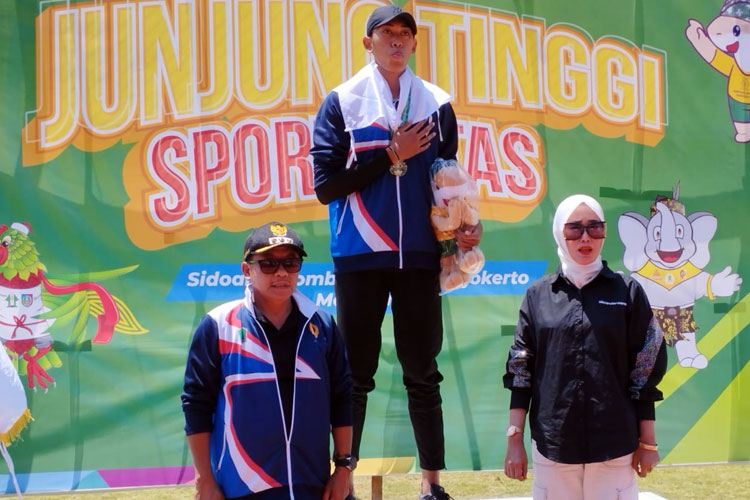 Raih Emas Lompat Tinggi, Farel Sumbang Medali Kota Malang