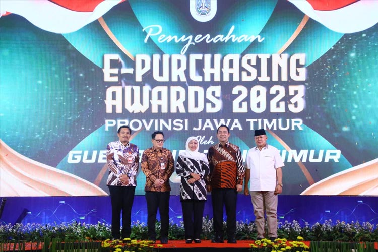 Gubernur-Khofifah-2.jpg