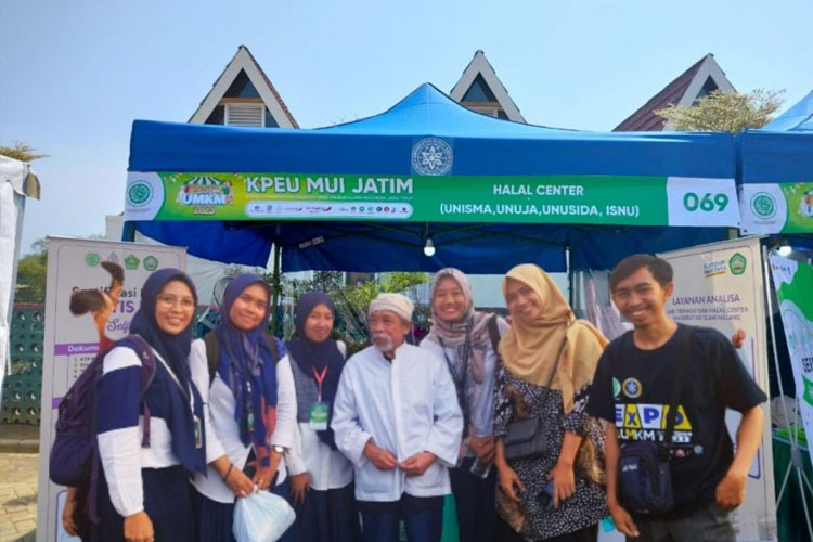 Halal Center Unisma Malang ikut serta pada acara Pesta UMKM 2023 yang diadakan oleh KPEU MUI. (FOTO: AJP TIMES Indonesia)