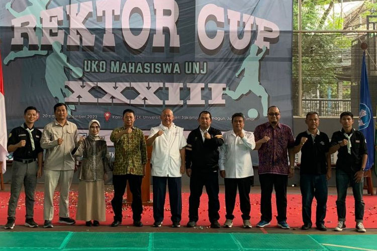 Rektor-CUP.jpg