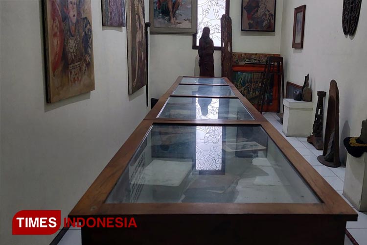 Omahseum.jpg