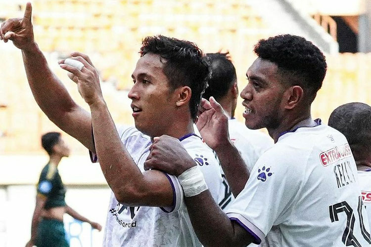 Persik Amankan 3 Angka dengan Gol Khanafi dan Anderson